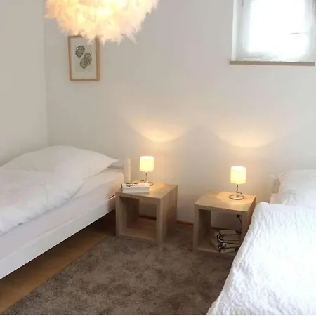 Hori Ferienwohnung * Bohlingen (Singen)